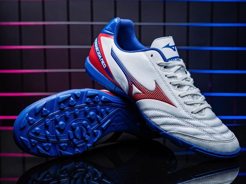 Giày đá bóng Mizuno Monarcida Neo Sala Select TF Trắng/ Xanh/ Đỏ